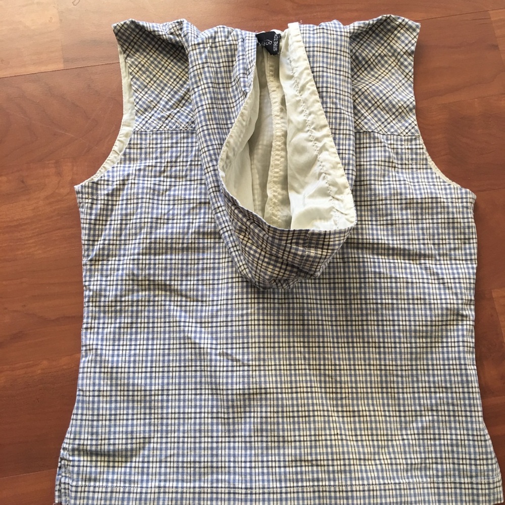 Vest - Picture 2 of 2